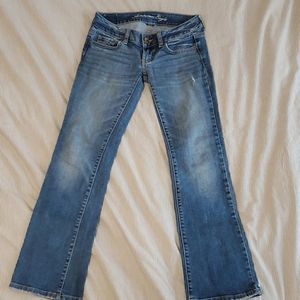 AE Favorite Boyfriend Jean